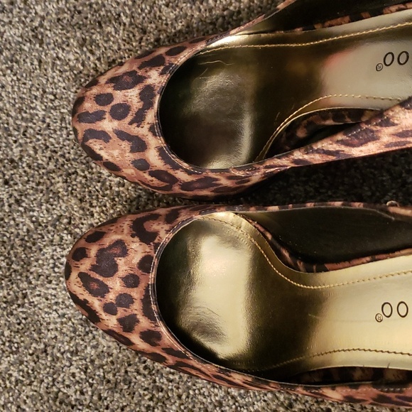 Cheetah heels 👠 - Picture 9 of 9